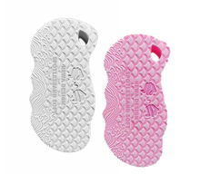 Charger l'image dans la galerie, Shower Exfoliating Sponge